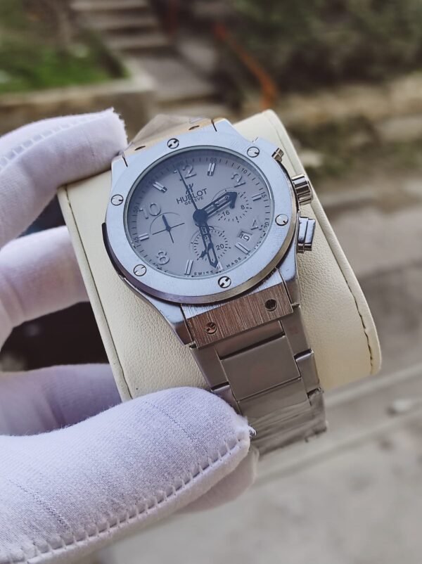 Hublot saati