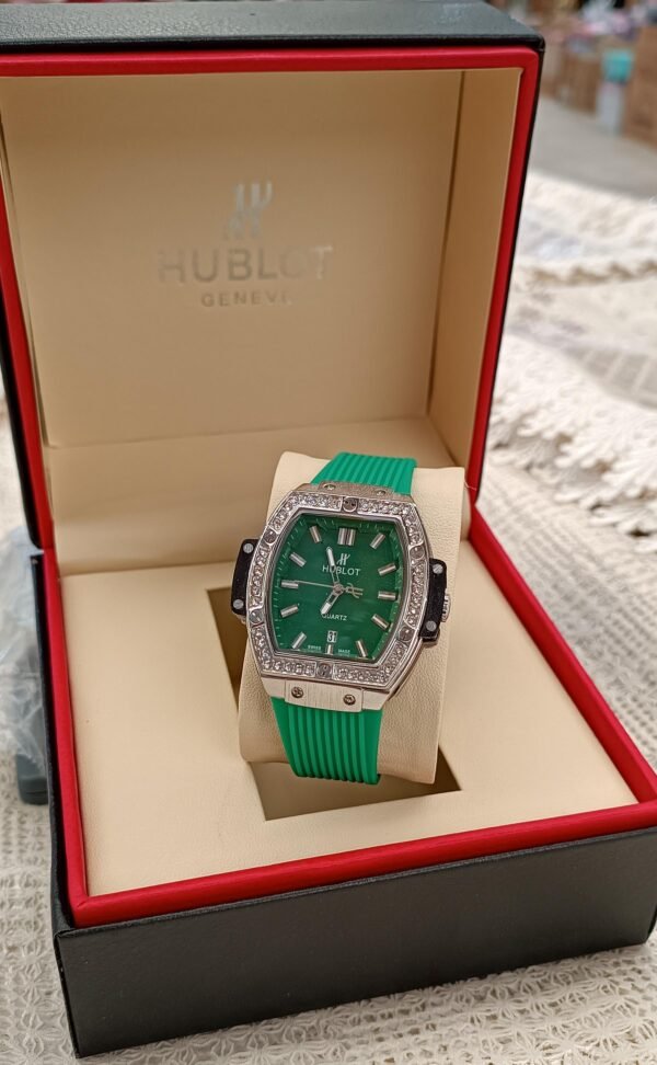 Hublot qadin saati