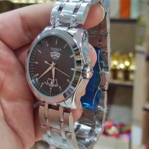 Tissot saati gumusu kisi ucun