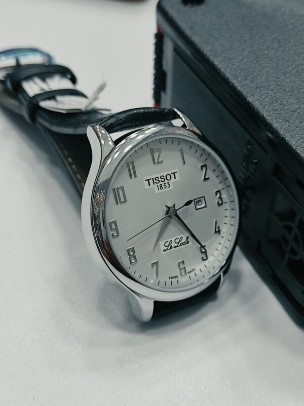 Tissot saati kisi ucun