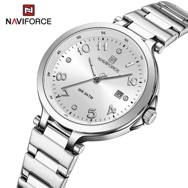 Naviforce saati