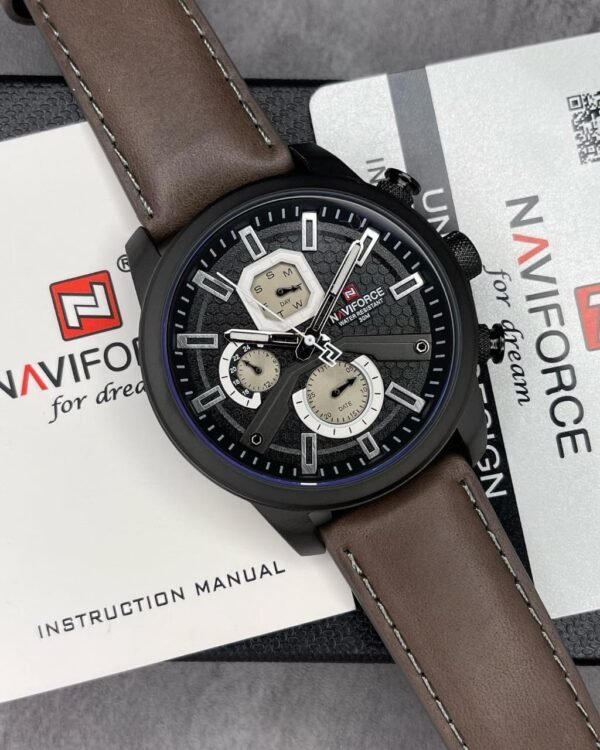 Naviforce saati