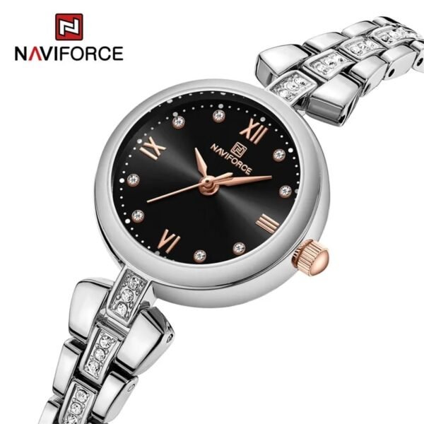 Naviforce saati