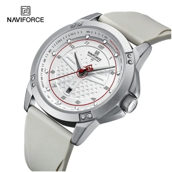 Naviforce saati