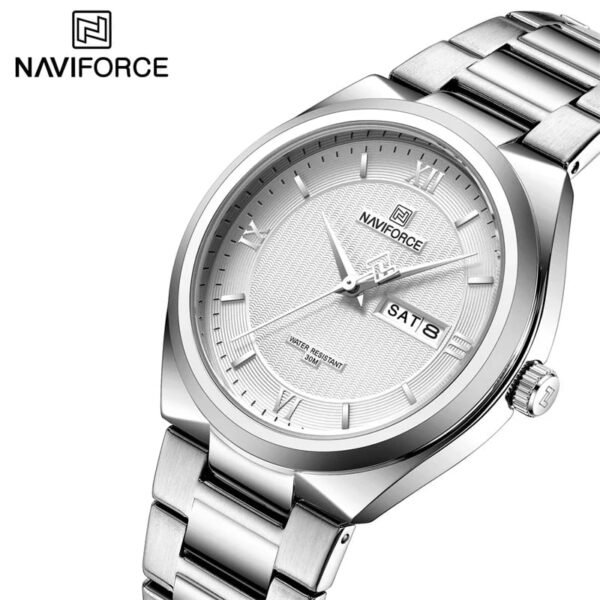Naviforce saati