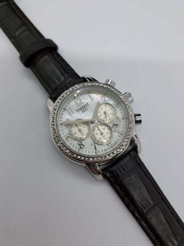 Tissot saati qadin ucun