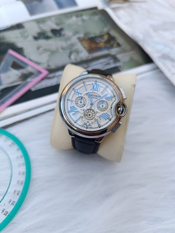 Cartier saati