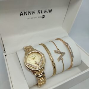 Anne Klein saati