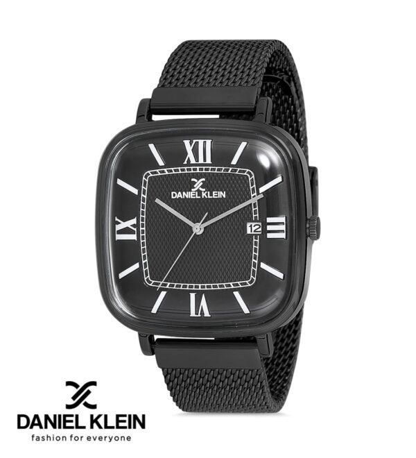 Daniel Klein saati qara qadin ucun
