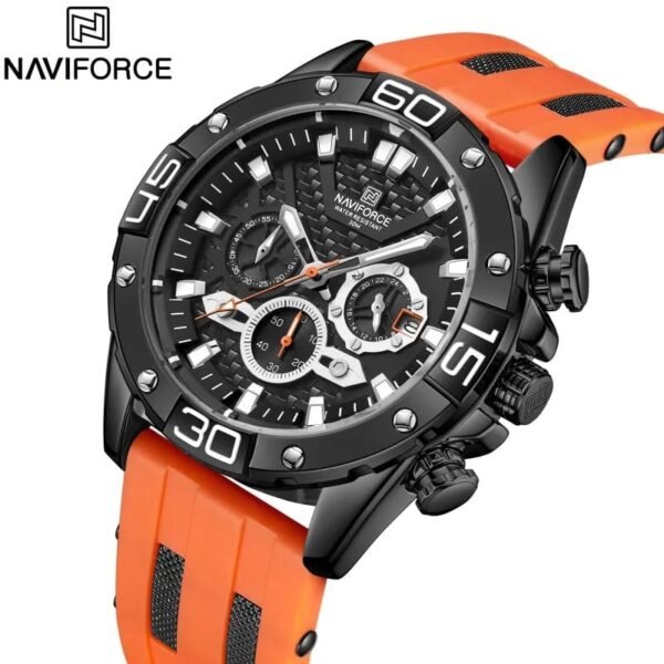 Naviforce saati