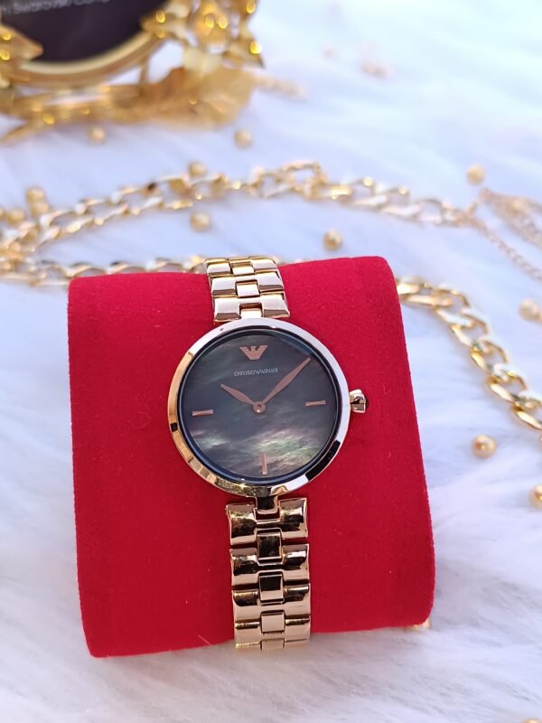 Emporio Armani saati