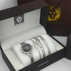 Anne Klein saati