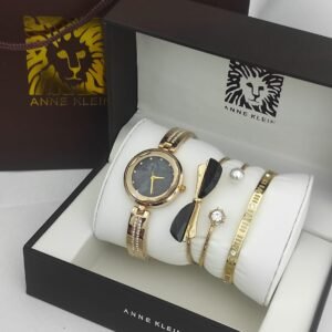 Anne Klein saati