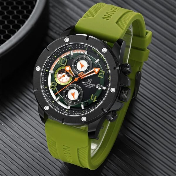 Naviforce saati