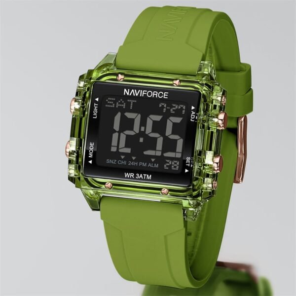 Naviforce saati