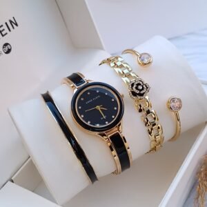 Anne Klein saati