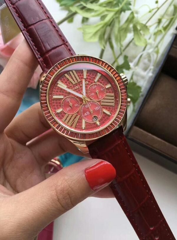 Michael Kors saati